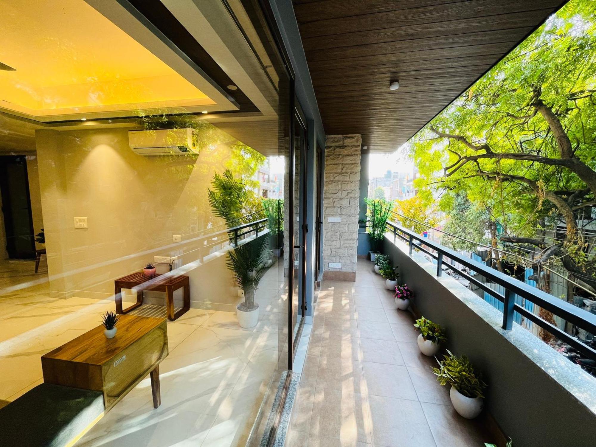 Hotel Gianmala Residency South Extension Near Aiims Delhi Nova Deli Exterior foto