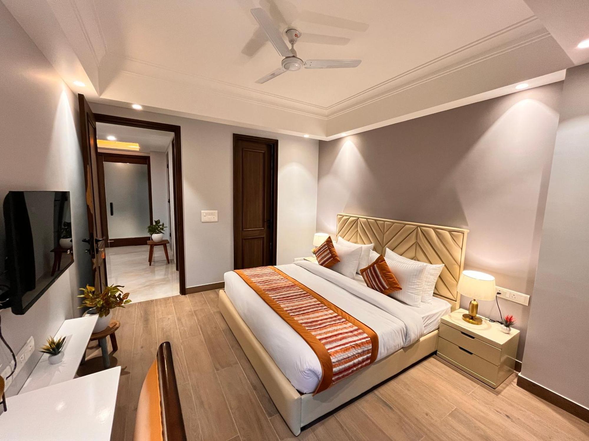 Hotel Gianmala Residency South Extension Near Aiims Delhi Nova Deli Exterior foto