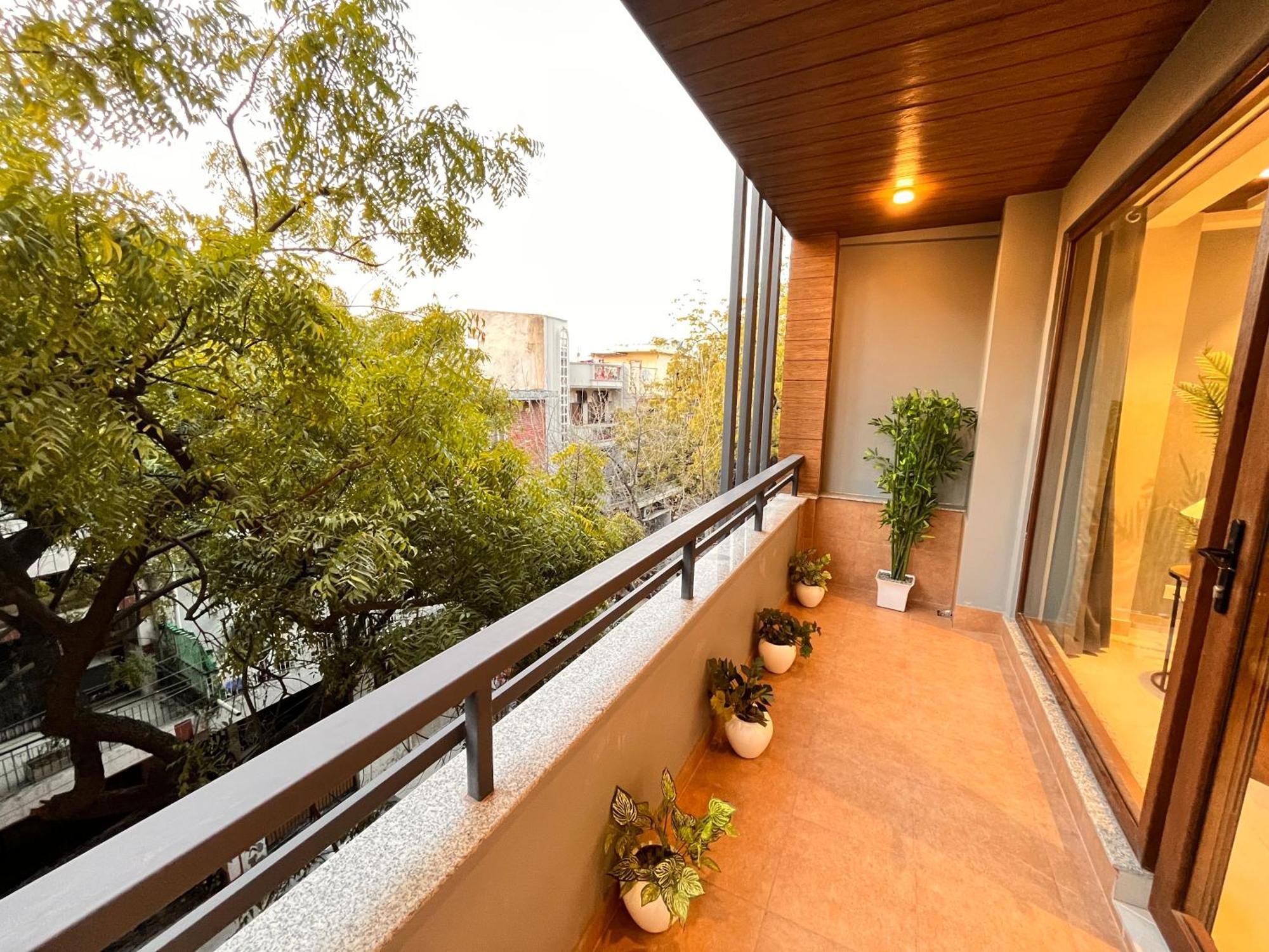 Hotel Gianmala Residency South Extension Near Aiims Delhi Nova Deli Exterior foto
