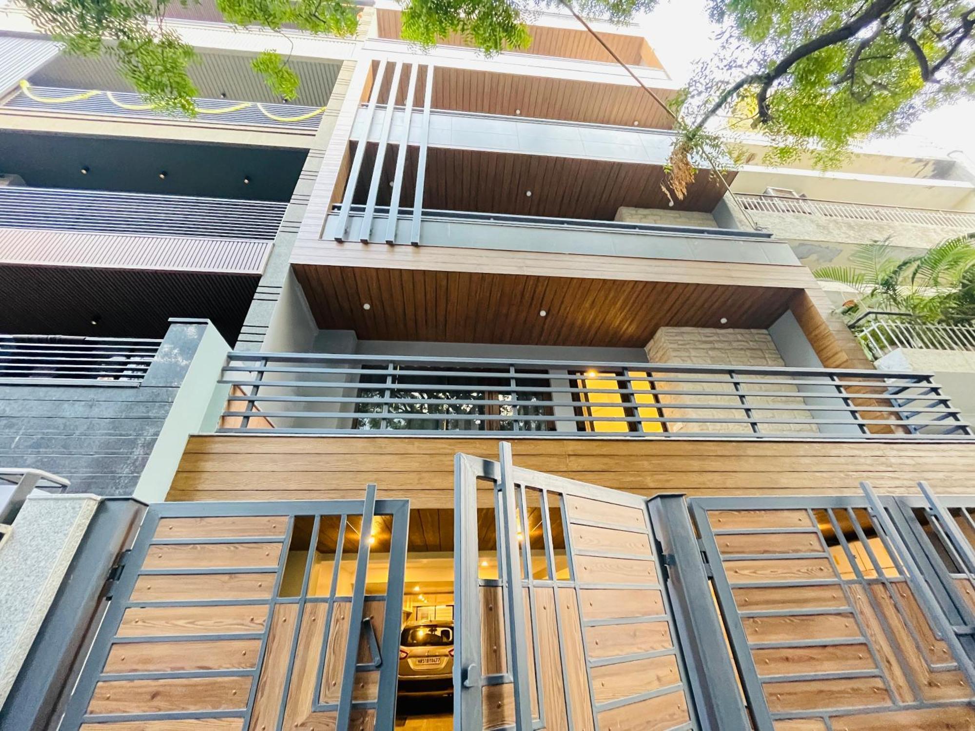 Hotel Gianmala Residency South Extension Near Aiims Delhi Nova Deli Exterior foto